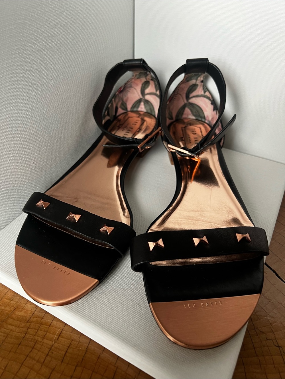 Ted Baker Women's Black & Rose Toned Sandals with Buckle Strap - Size 39.5 EU - Picture 10 of 11